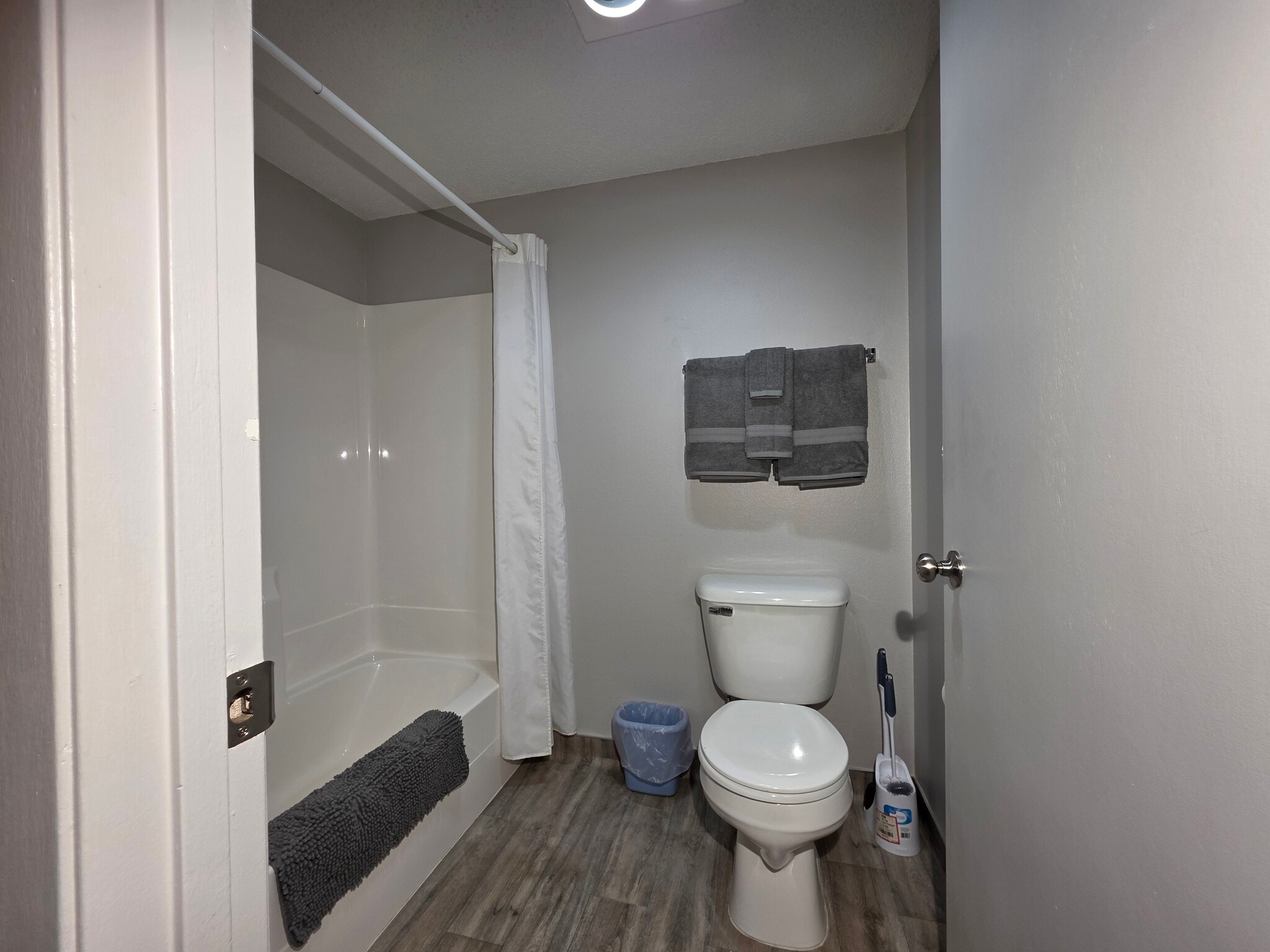 Building Photo - 590 Spruce