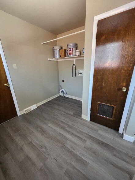 Kitchen - 333 W Concho Dr