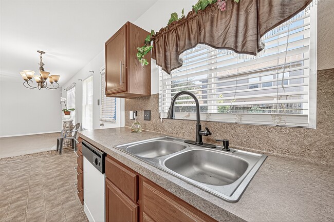 Building Photo - 11035 Vanilla Ridge Ct