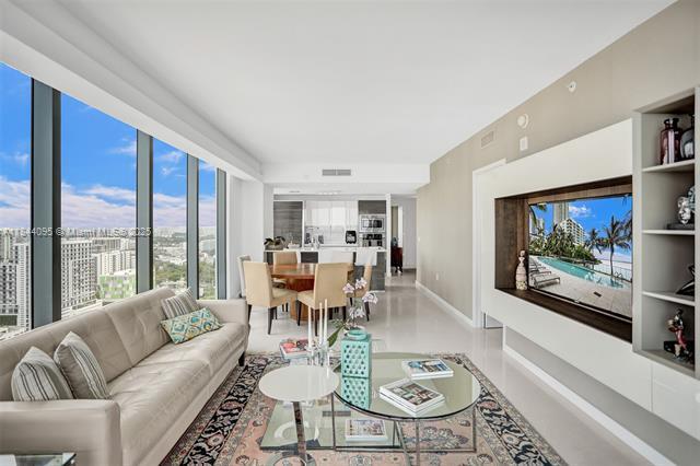 Building Photo - 460 NE 28th St