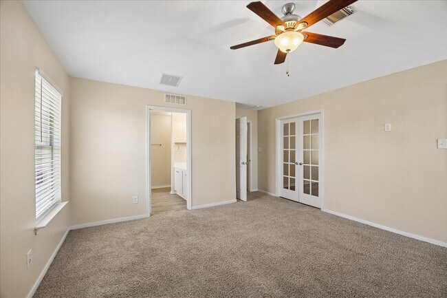 Building Photo - 21914 Willow Downs Dr