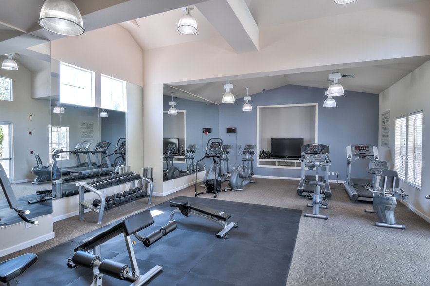 Gym - Forge Homestead Apartments