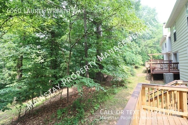 Building Photo - 6060 Laurel Wreath Way