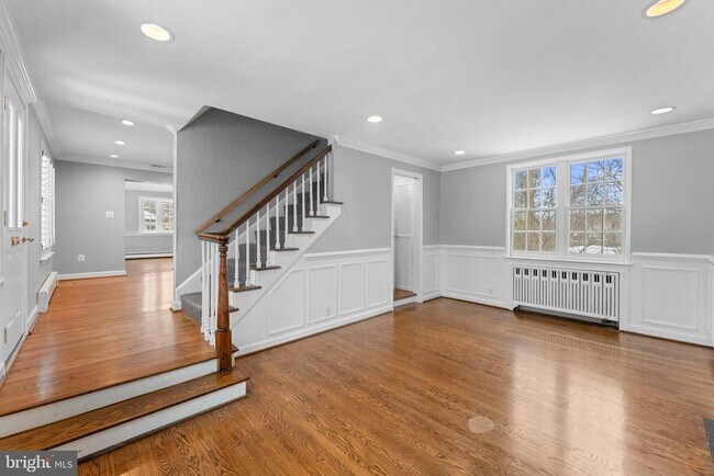 Building Photo - 3207 Circle Hill Rd