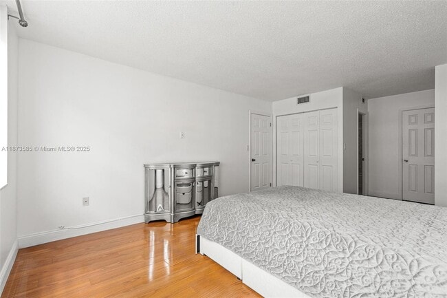 Building Photo - 2750 NE 183rd St