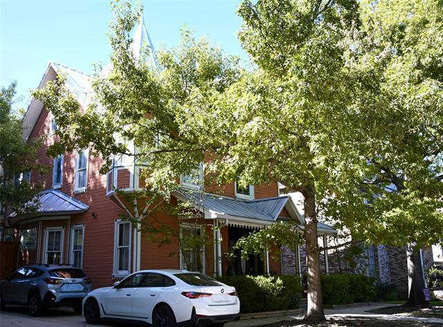 Building Photo - 327 S Edgefield Ave