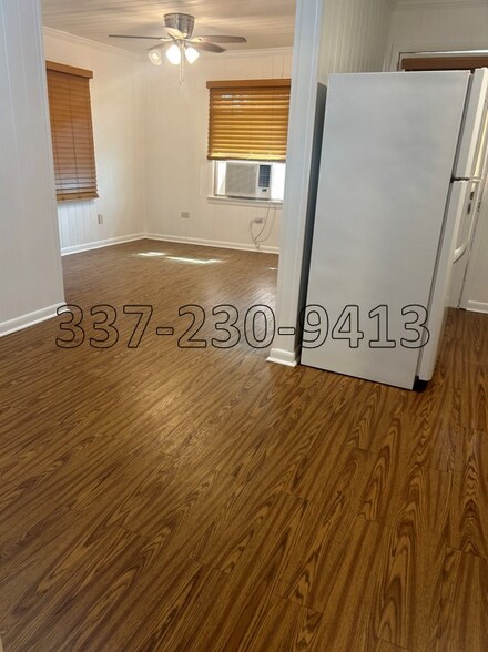 Building Photo - 209 Armand St