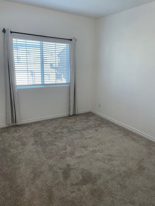 Building Photo - 7022 Noah Raven St