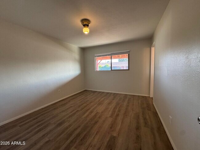 Building Photo - 7508 E Holly St