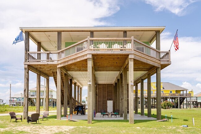 Building Photo - 804 1/2 Johnson Crawford Cir