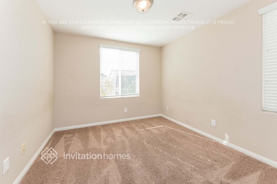 Building Photo - 8432 Quarentina Ave