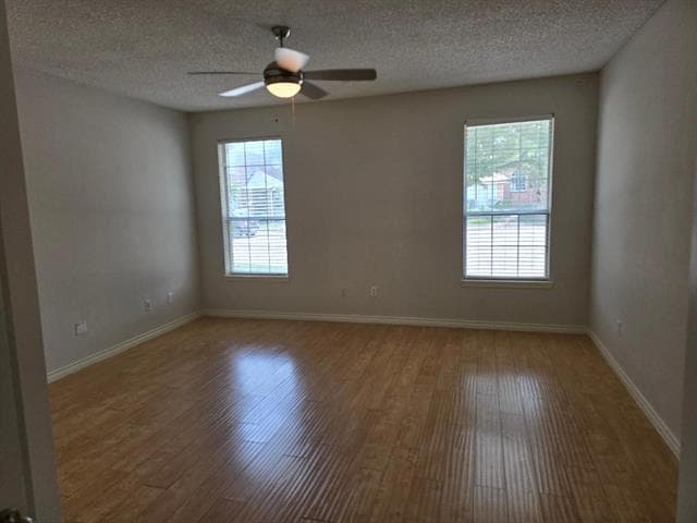 Building Photo - 6011 Longley Ct