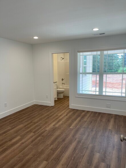 Building Photo - 104 Richard Brown Rd