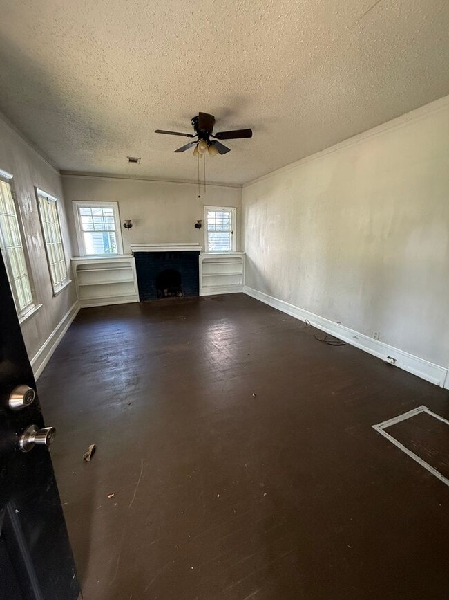 Building Photo - 624 Clifton Ct