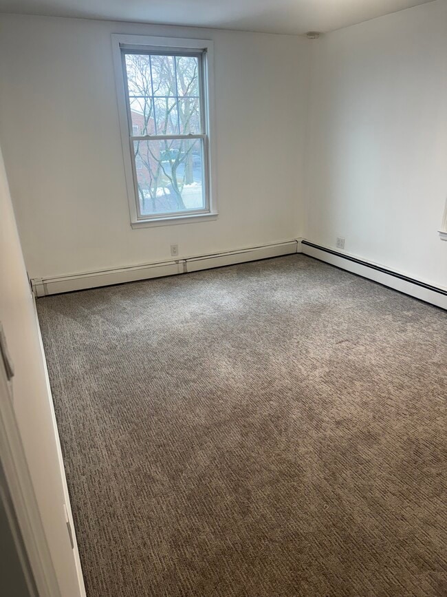 Building Photo - 22 Saint Joseph St