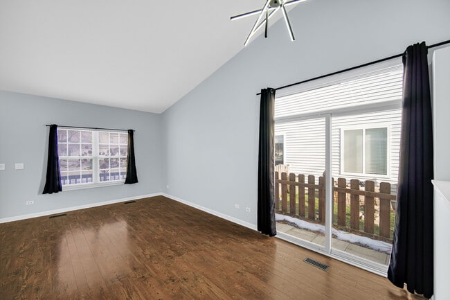 Building Photo - 16623 Natoma Dr