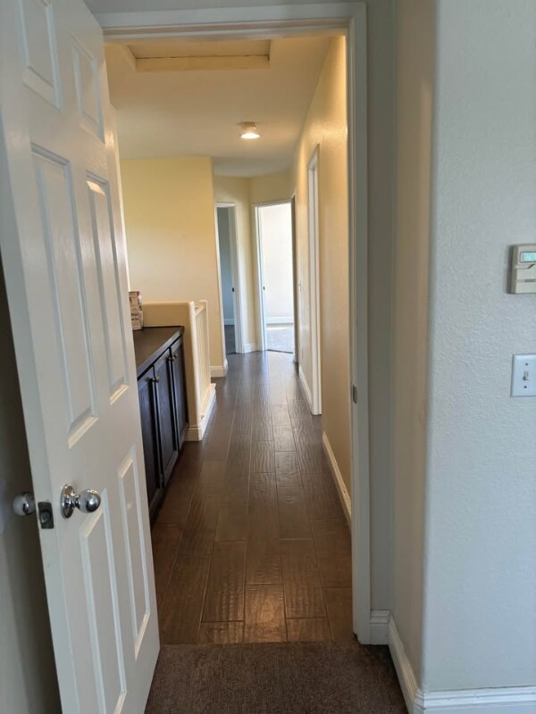 Building Photo - 11595 Compass Point Dr N