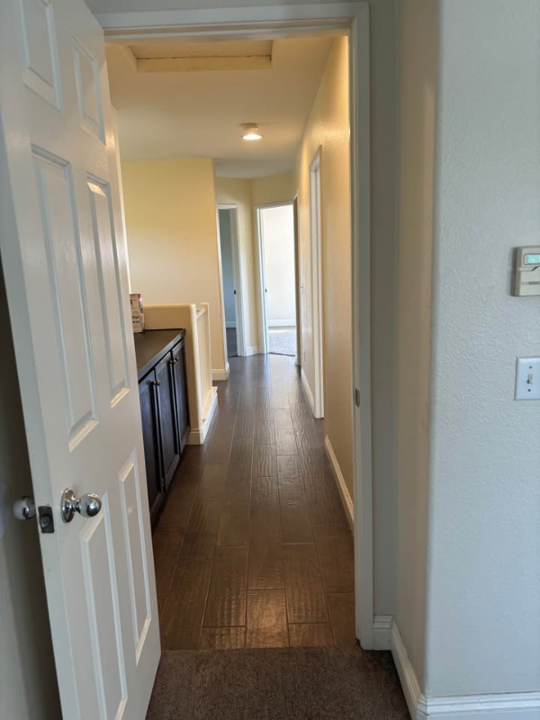 Building Photo - 11595 Compass Point Dr N
