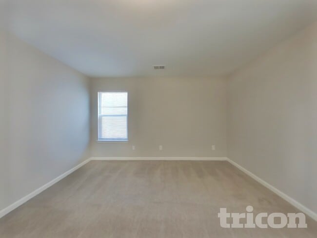 Building Photo - 416 Rook Rd