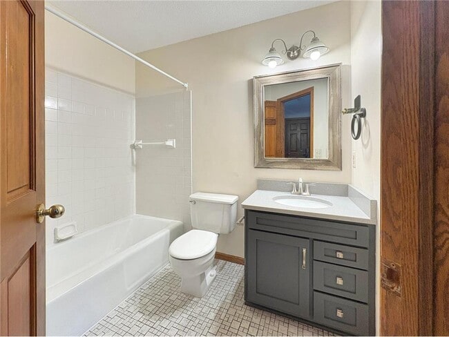 Building Photo - 15612 Canyon Ridge
