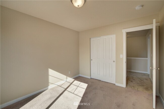 Building Photo - Your Perfect Lake Stevens Home — Stylish, ...