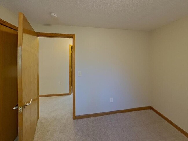Building Photo - 14030 Candlewood Ln NE