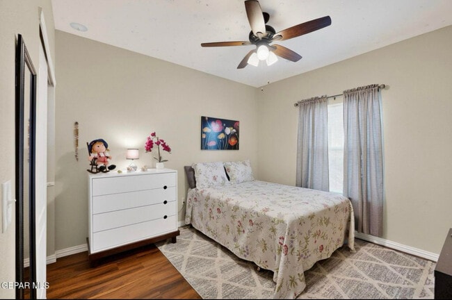 Building Photo - 14269 Escalera Dr