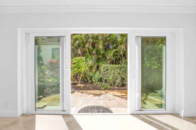 Building Photo - 4161 U.S. Hwy 1