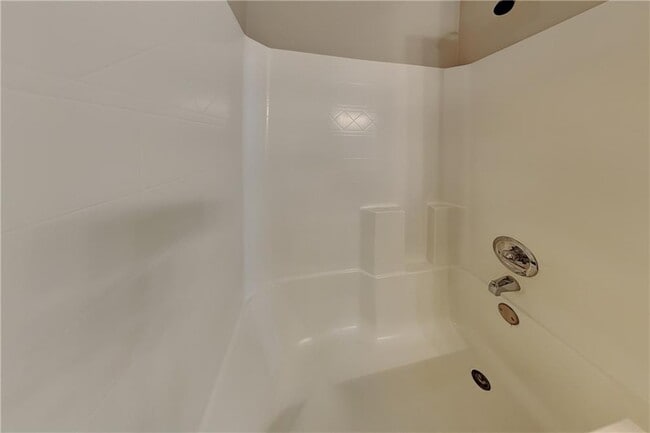 Building Photo - 5145 Roseman Trail