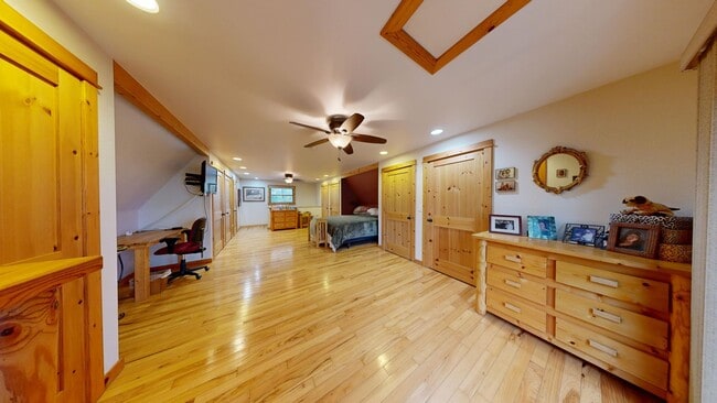 Building Photo - 1 Bed 1 Bath Home in the Country