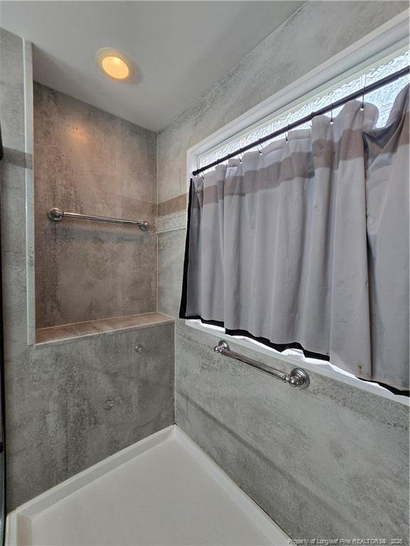 Building Photo - 135 Leggett Dr