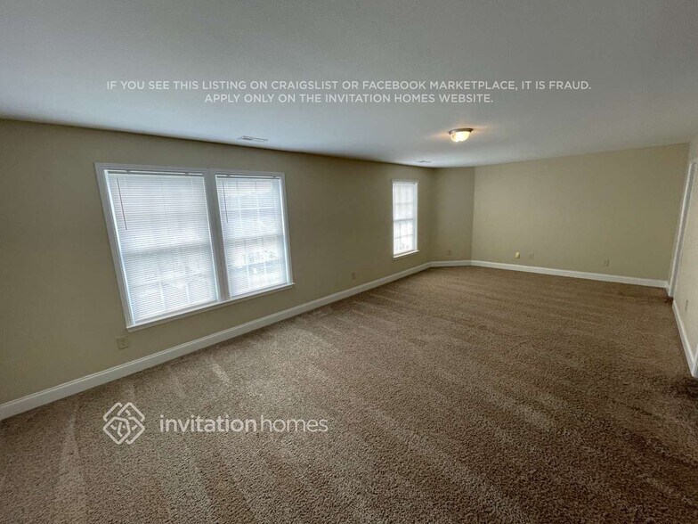 Building Photo - 3337 Table Rock Dr