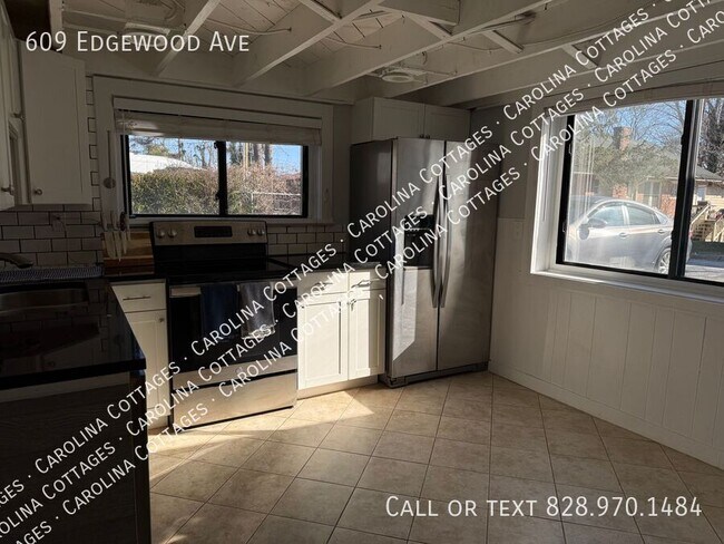 Building Photo - 609 Edgewood Ave