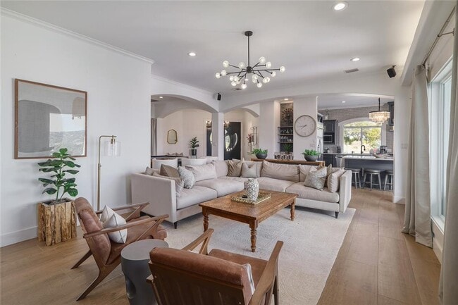 Building Photo - 1128 Thurman Bluff Dr