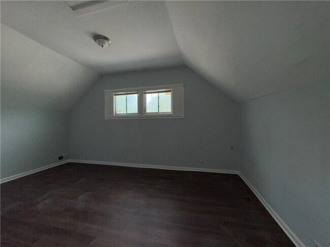Building Photo - 1462 Lucile Ave SW