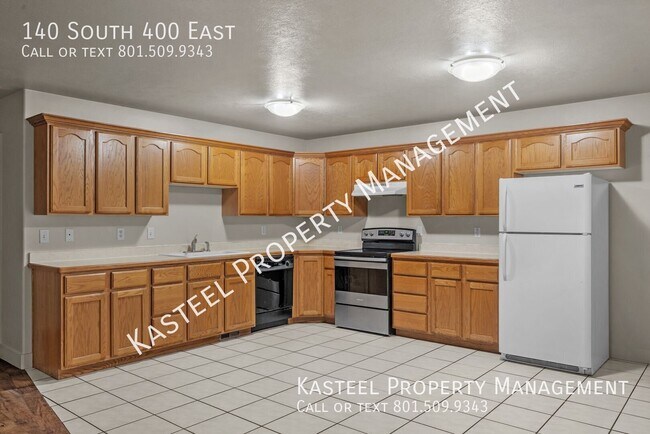Building Photo - 140 S 400 E