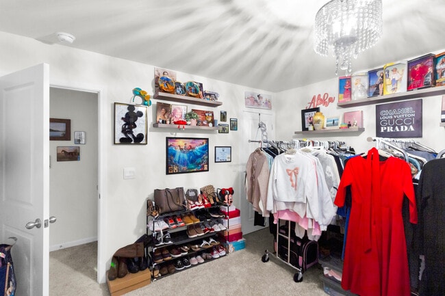 Building Photo - 1011 Spivey Cir