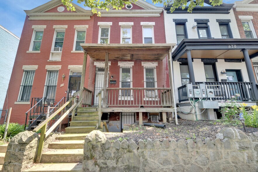Building Photo - 618 Columbia Rd NW