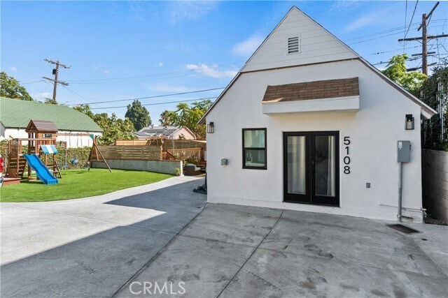 Building Photo - 5106 Crenshaw Blvd