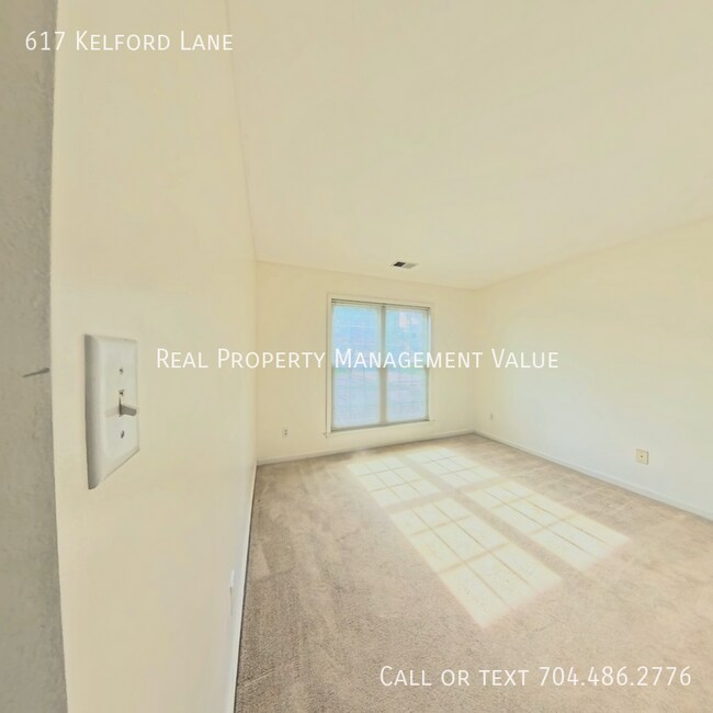 Building Photo - 617 Kelford Ln