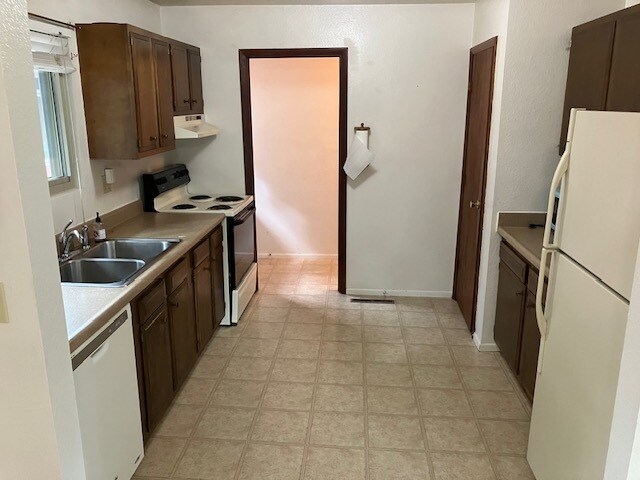 Building Photo - 113 Pierce Dr