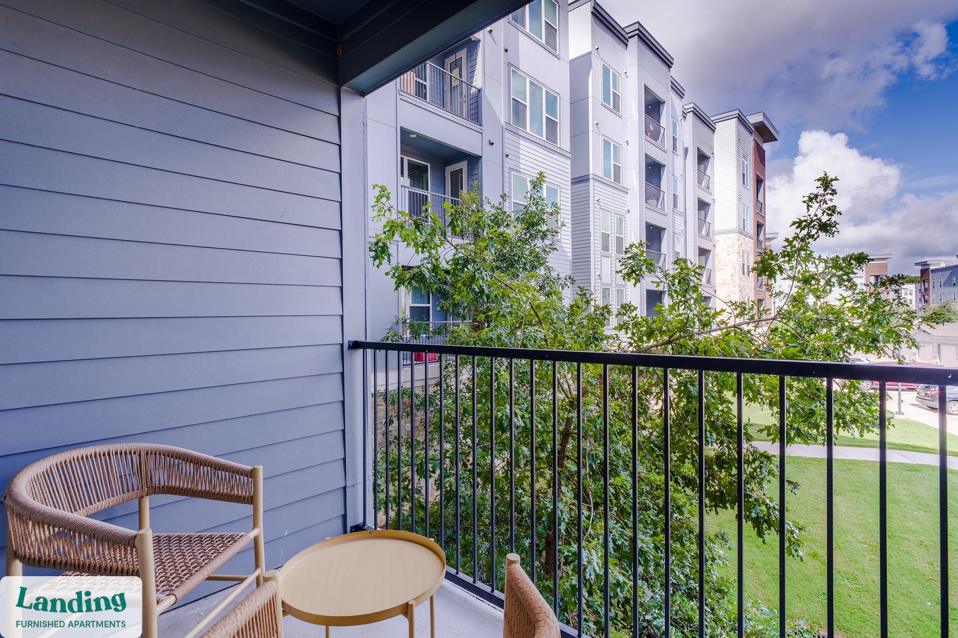 Building Photo - 300 Enclave Dr
