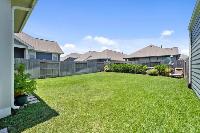 Building Photo - 7907 Starfish Arbor Dr