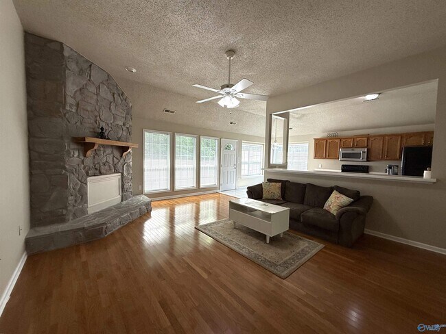 Building Photo - 110 Sunset Ridge