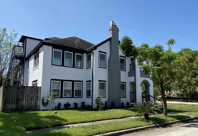 Building Photo - 2802 Palm St