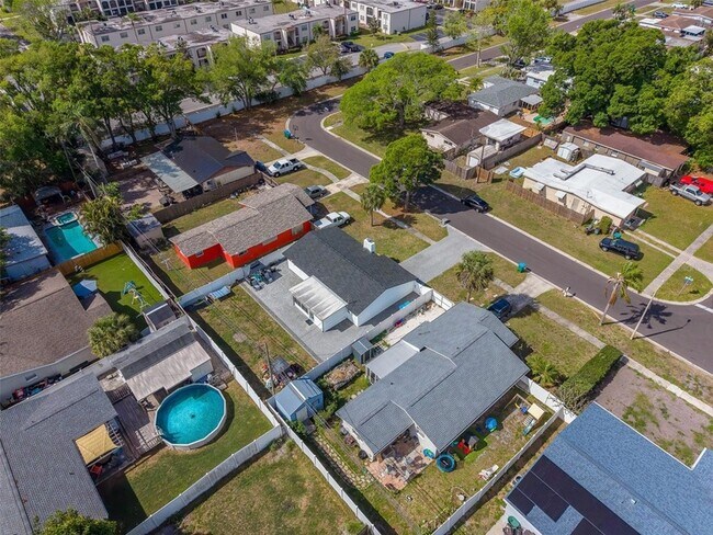 Building Photo - 7849 86th Way N