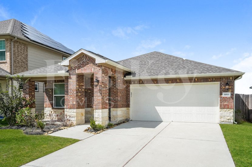 Building Photo - 1011 Barstow Dr