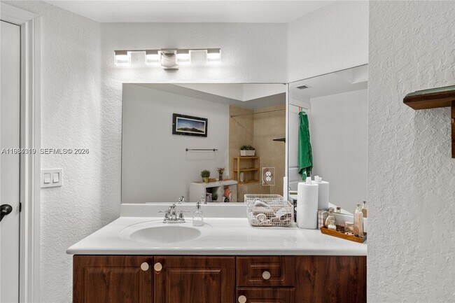 Building Photo - 2301 SW 27th Ave