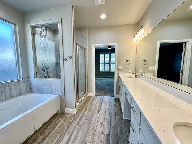 Building Photo - 8618 Alnwick Dr