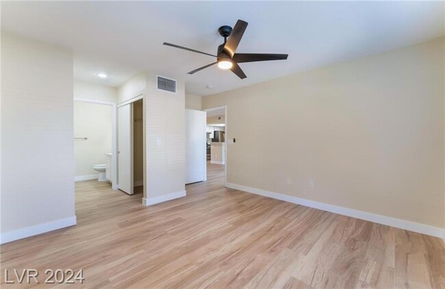 Building Photo - Remodeled Downstairs 2-Bedroom / 2-Bathroo...